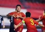 关注球队的训练情况，准备迎接挑战